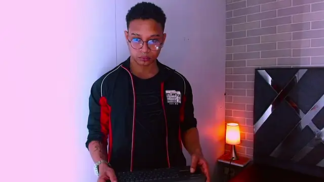 Jayden Morris online show from 02.07.26