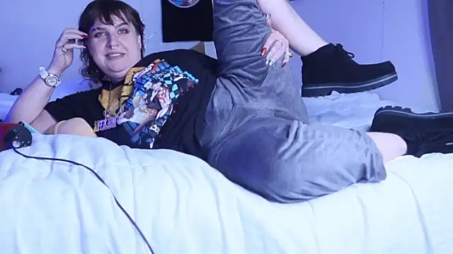 BellaBlueBBW online show from 02.10.25