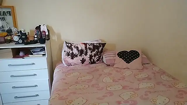 CllarinhaCortes online show from 02.20.26