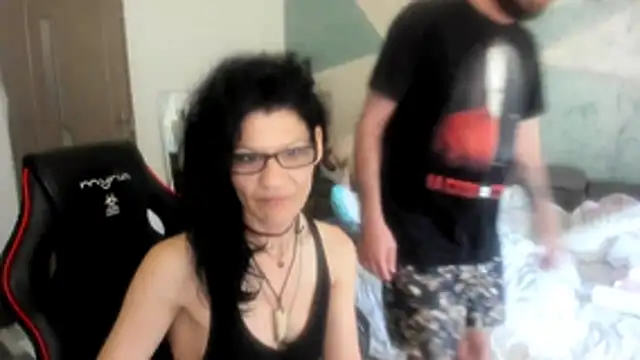 Snapshot of SweetSin40 chatting on 05.15.26 SweetSin40 online show from 05.15.26