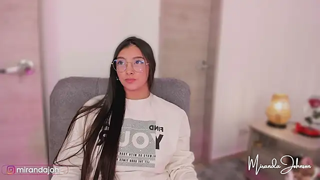 MirandaJohnson  online show from 10.25.25