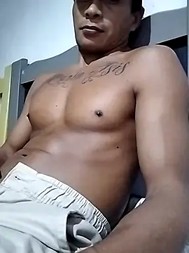 Moreno-Charmoso 30 online show from 10.18.25