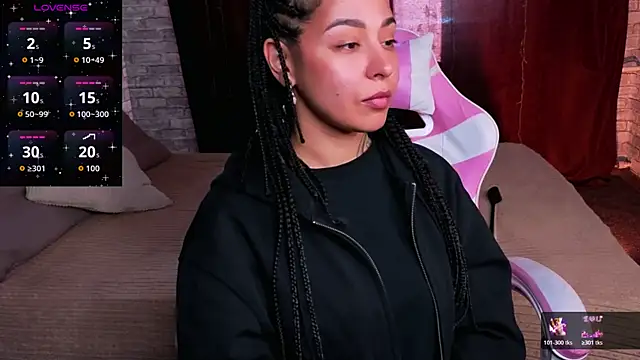 Aisha Goldstein online show from 04.01.26