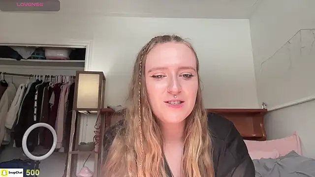 Pattyworld69 online show from 04.11.26