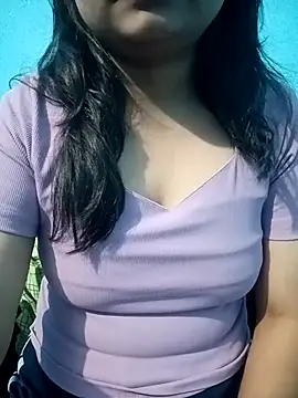 Model Show01 online show from 10.27.25