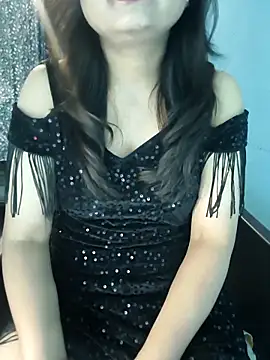 Model Show01 online show from 11.25.25