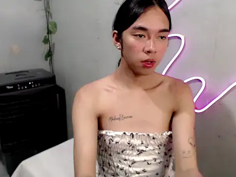 Snapshot of miatrixs chatting on 03.27.26 miatrixs online show from 03.27.26