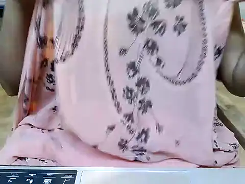 Snapshot of shalu_02 chatting on 11.01.25 shalu 02 online show from 11.01.25