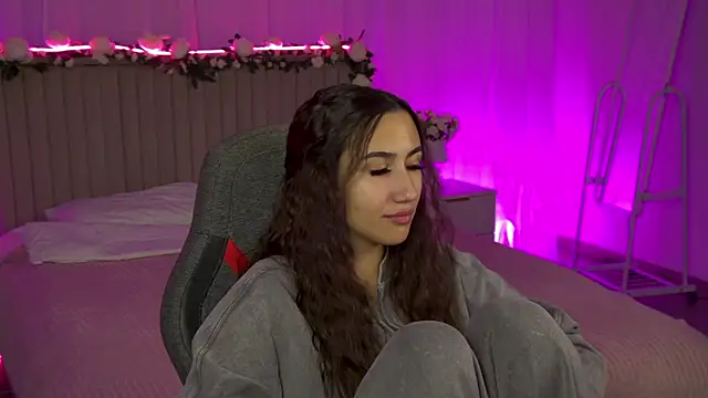 RebeckaThornton online show from 11.20.25