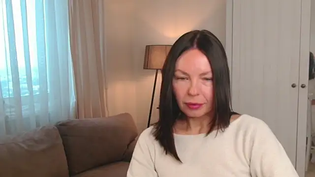 LittleNicolee online show from 01.06.26