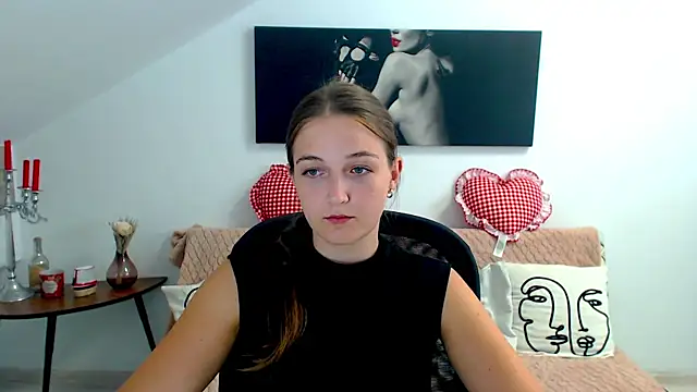 AnneWilsonn online show from 07.07.26