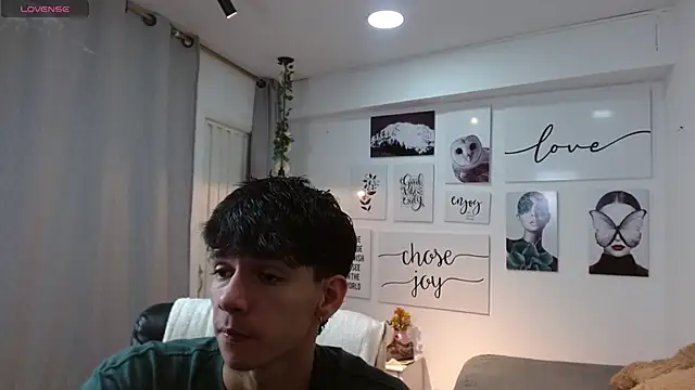 AmethystShadow17 online show from 11.15.25