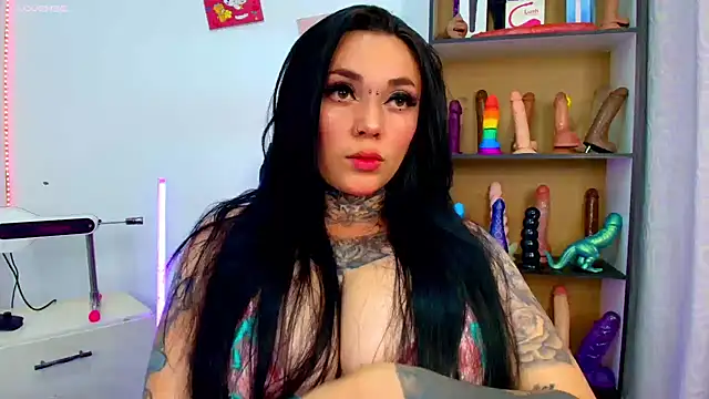 Elisce cloudd online show from 04.11.26