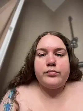 SummerTina online show from 03.15.25