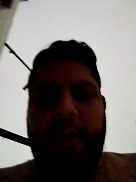 Snapshot of Eduar0015 chatting on 10.15.25 Eduar0015 online show from 10.15.25