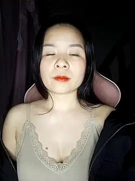 Listen-ly online show from 11.04.25