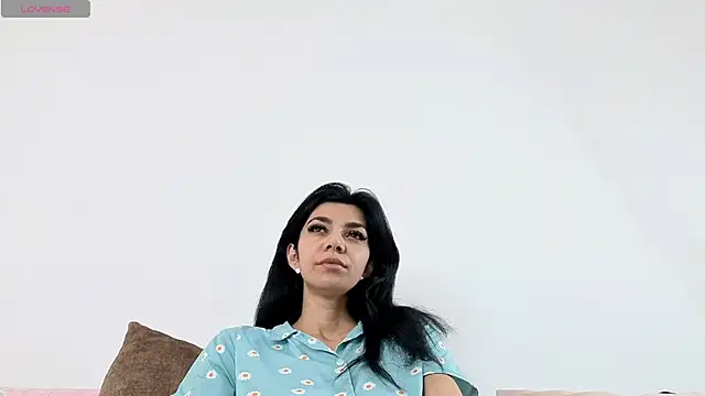 ReneeVoss online show from 05.25.26
