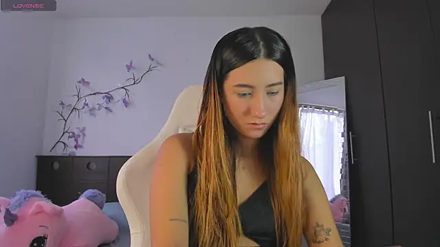 kittyrush  online show from 04.14.26