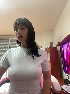 AlanaRius18 online show from 11.18.25