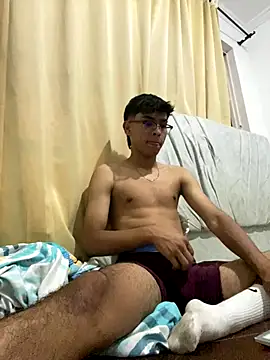 Muchachito18 online show from 12.03.25