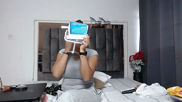 Salmma Milf online show from 04.01.26