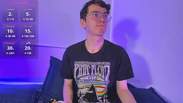 Snapshot of dani_angel_dark chatting on 01.09.26 dani angel dark online show from 01.09.26