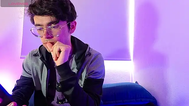 Snapshot of dani_angel_dark chatting on 02.17.26 dani angel dark online show from 02.17.26