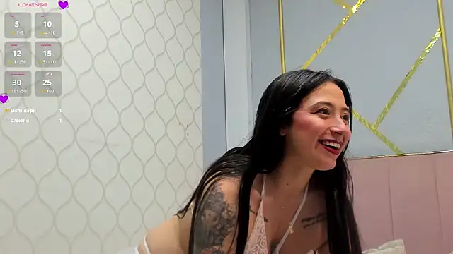 JuliethCruz  online show from 05.25.26