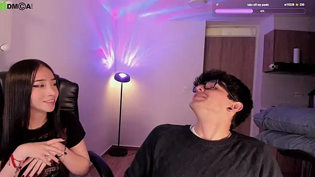 Mikeyvioleta  online show from 04.21.26