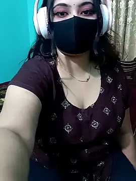 Snapshot of Porimoni22 chatting on 02.01.26 Porimoni22 online show from 02.01.26