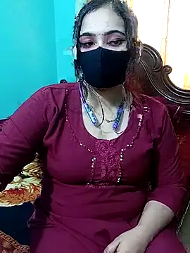 Snapshot of Porimoni22 chatting on 02.02.26 Porimoni22 online show from 02.02.26