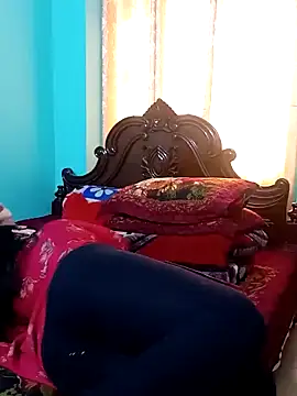 Snapshot of Porimoni22 chatting on 02.14.26 Porimoni22 online show from 02.14.26