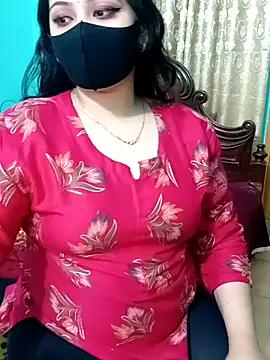 Snapshot of Porimoni22 chatting on 02.14.26 Porimoni22 online show from 02.14.26