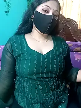 Snapshot of Porimoni22 chatting on 04.29.26 Porimoni22 online show from 04.29.26