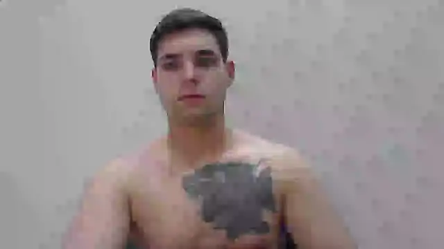 Snapshot of Zure-xxx chatting on 05.29.26 Zure-xxx online show from 05.29.26
