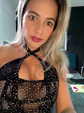 Snapshot of valentina_herrrera chatting on 04.27.26 valentina herrrera online show from 04.27.26