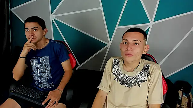 Snapshot of precioso97 chatting on 10.23.25 precioso97 online show from 10.23.25