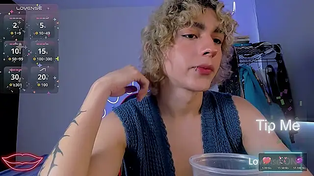 Lyric Mirage online show from 11.12.25