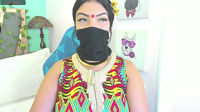 Iniya Parul online show from 02.16.26