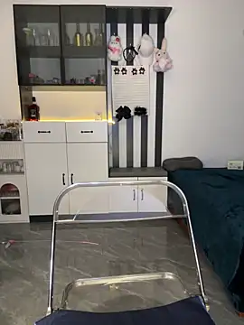 Snapshot of littlesluttycat chatting on 12.22.25 littlesluttycat online show from 12.22.25