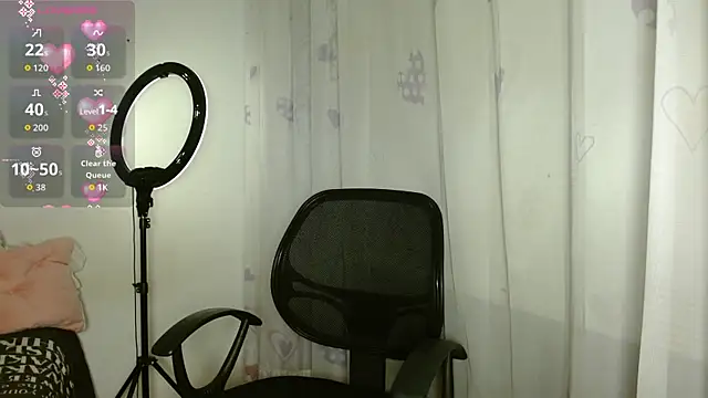 Snapshot of KittyJane chatting on 10.17.25 KittyJane online show from 10.17.25