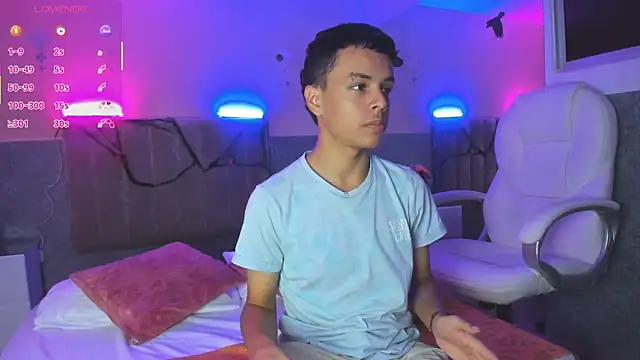 Xavier Fox    online show from 10.26.25