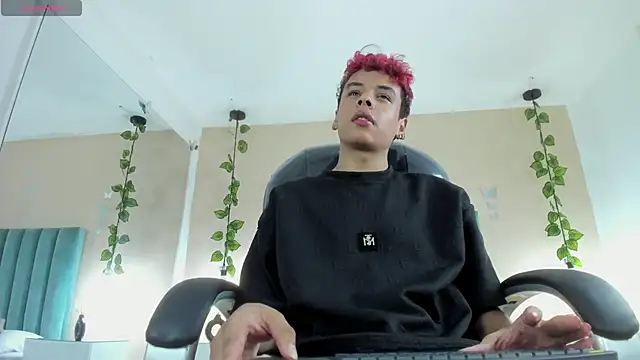 Xavier Fox    online show from 02.11.26