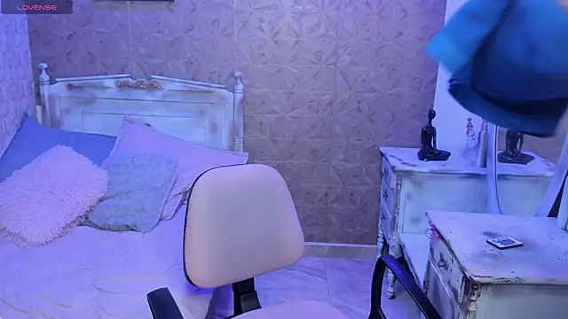 Sara clk online show from 04.03.26