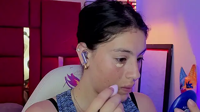 moon winy online show from 03.26.26