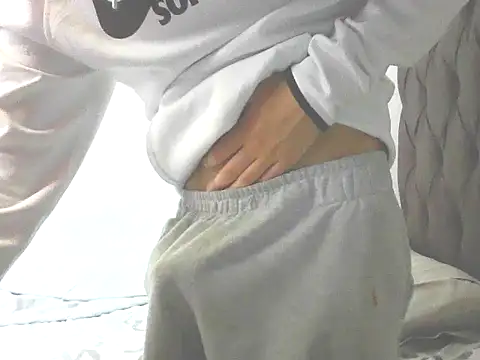 Pixuladeoro1 online show from 10.22.25