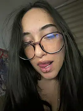 Kiss Sophi online show from 07.20.26