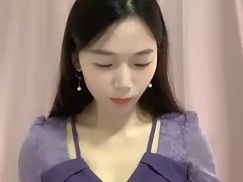 Snapshot of Keke-Baby170 chatting on 10.23.25 Keke-Baby170 online show from 10.23.25