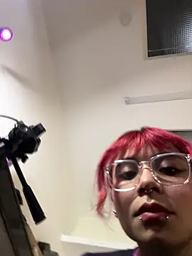Emma duff online show from 06.18.26