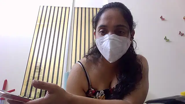 shainiasha1 online show from 07.21.26